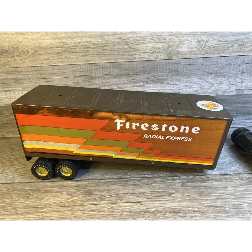 Vtg NYLINT FIRESTONE 18 Wheeler Semi GOLD Radial Express 341-F‎ Pressed Steel